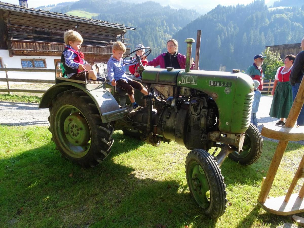 Landhaus Tirol ฮอพฟ์การ์เทน อิม บริกเซนทัล ภายนอก รูปภาพ