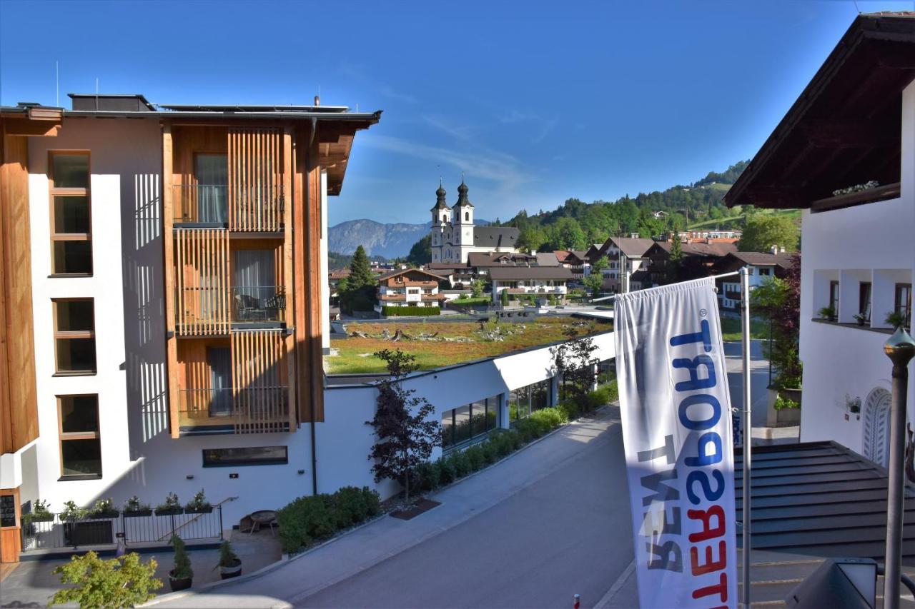 Landhaus Tirol ฮอพฟ์การ์เทน อิม บริกเซนทัล ภายนอก รูปภาพ