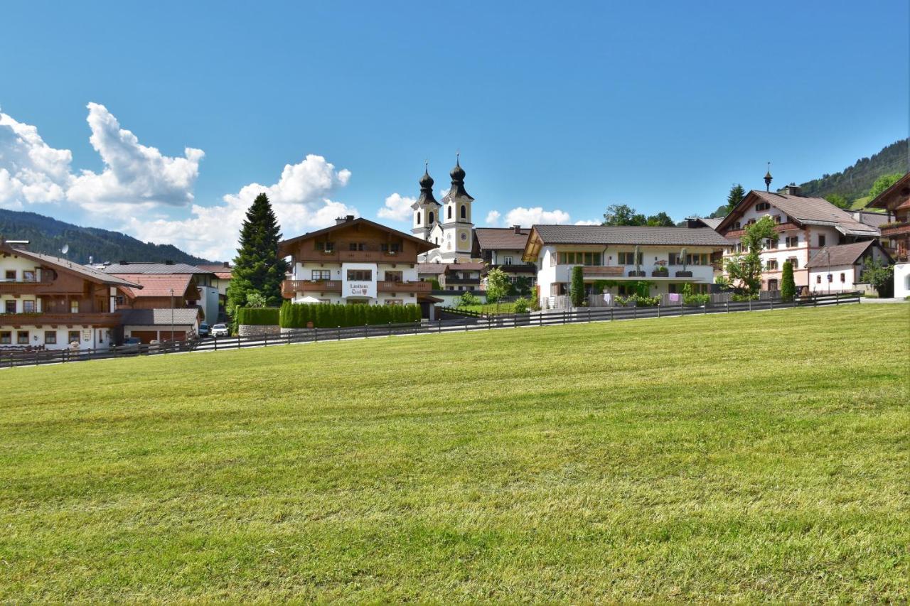 Landhaus Tirol ฮอพฟ์การ์เทน อิม บริกเซนทัล ภายนอก รูปภาพ