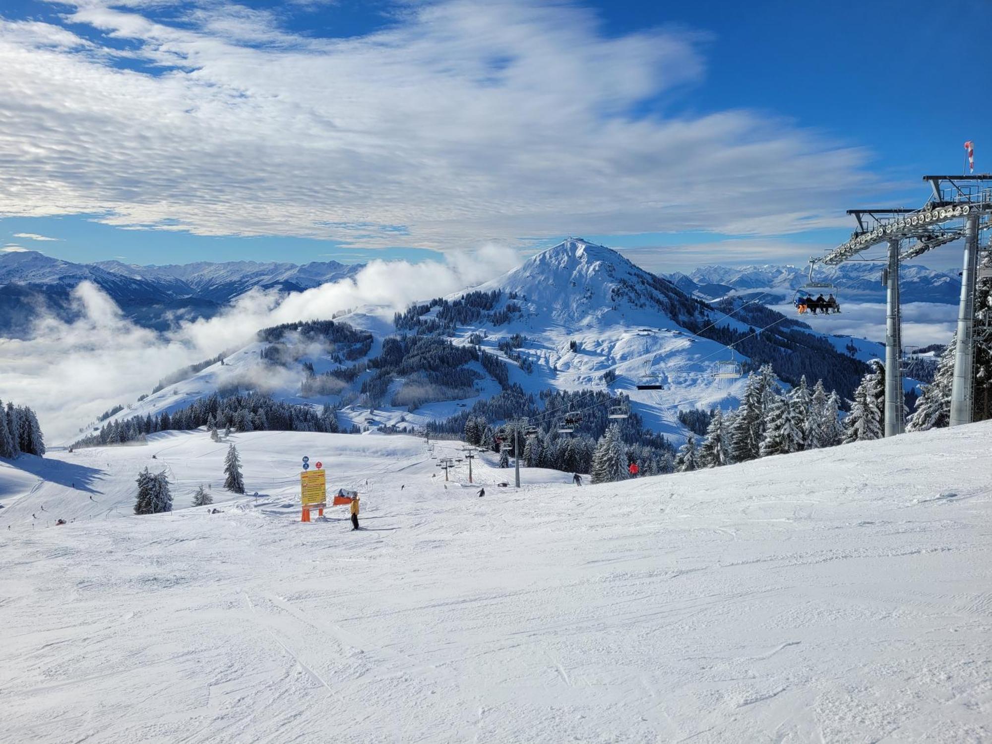 Landhaus Tirol ฮอพฟ์การ์เทน อิม บริกเซนทัล ภายนอก รูปภาพ