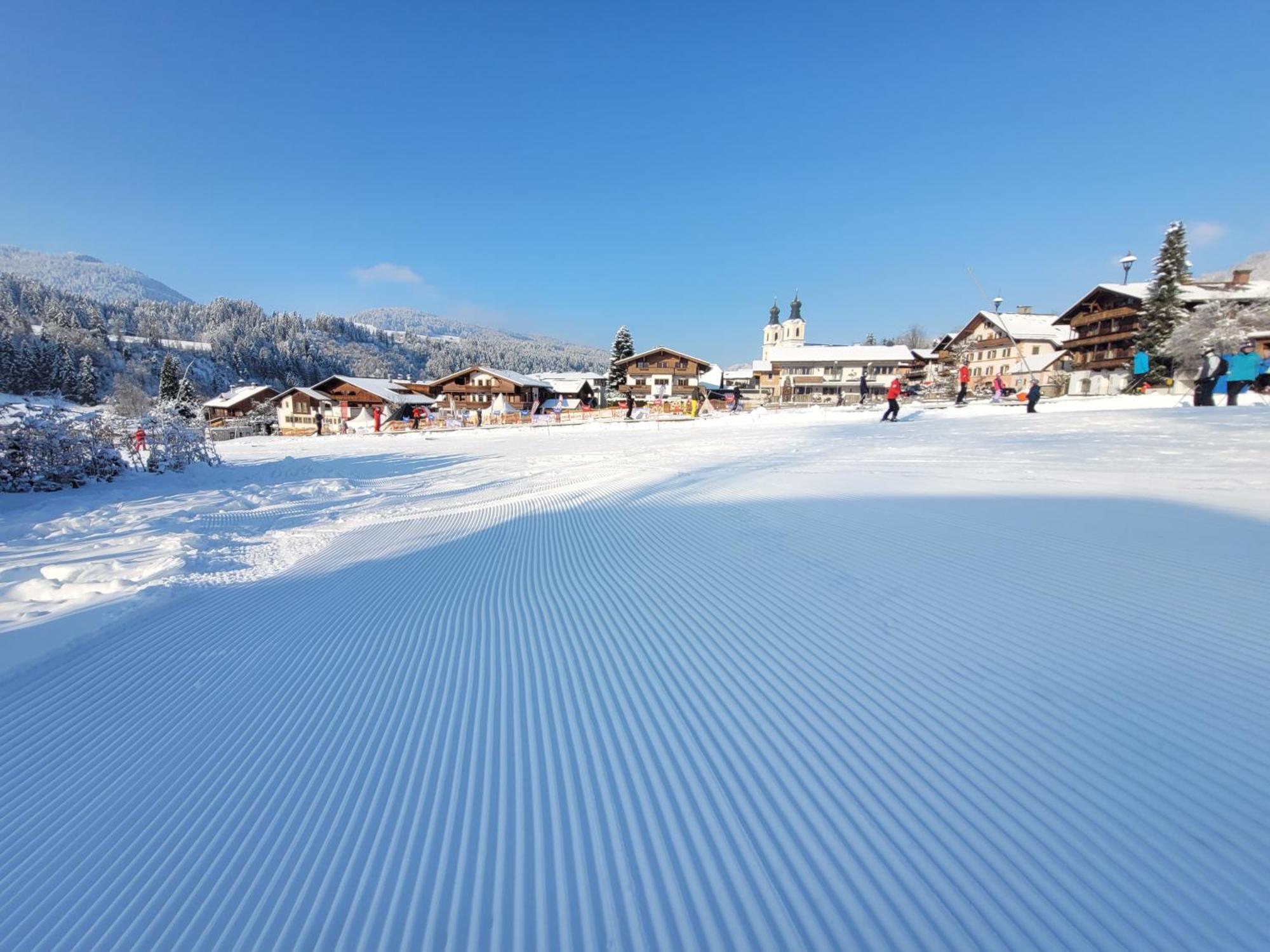 Landhaus Tirol ฮอพฟ์การ์เทน อิม บริกเซนทัล ภายนอก รูปภาพ