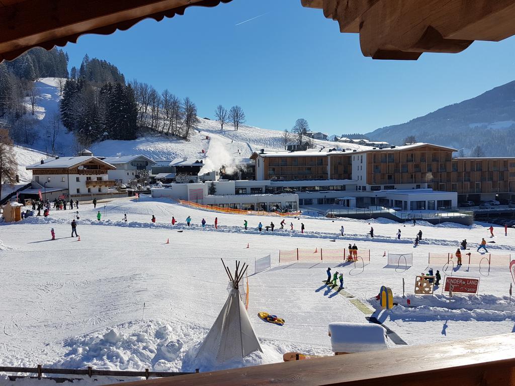 Landhaus Tirol ฮอพฟ์การ์เทน อิม บริกเซนทัล ภายนอก รูปภาพ