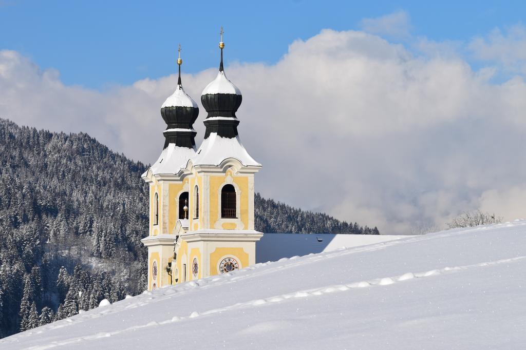 Landhaus Tirol ฮอพฟ์การ์เทน อิม บริกเซนทัล ภายนอก รูปภาพ