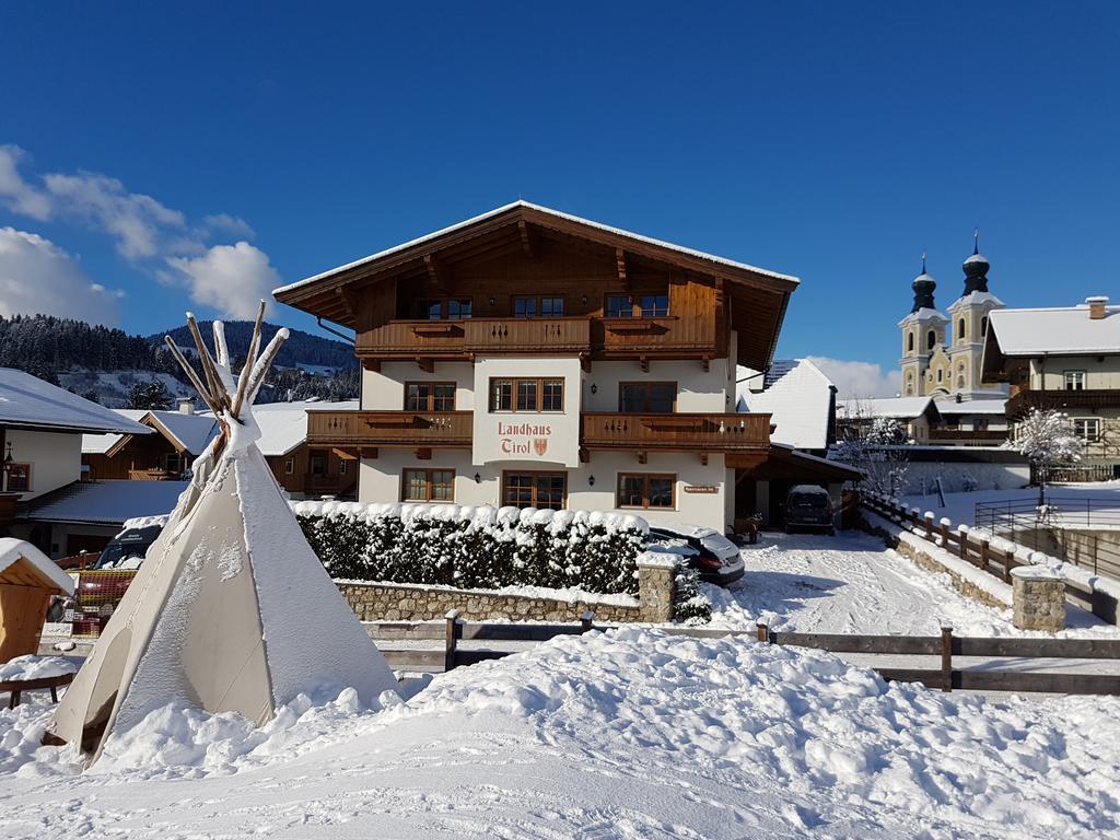Landhaus Tirol ฮอพฟ์การ์เทน อิม บริกเซนทัล ภายนอก รูปภาพ